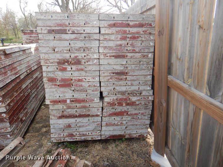 image for item IB9518 Approximately 309 Symons concrete forms