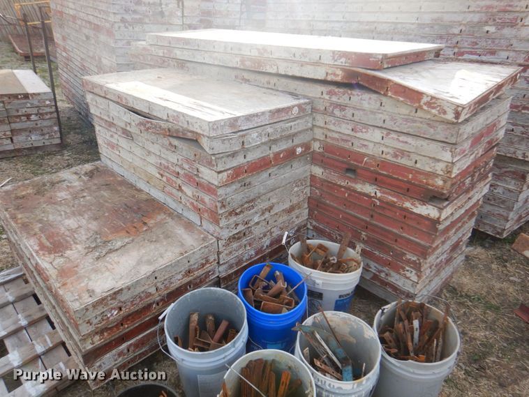 image for item IB9518 Approximately 309 Symons concrete forms