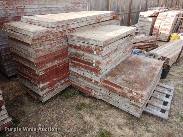 image for item IB9518 Approximately 309 Symons concrete forms