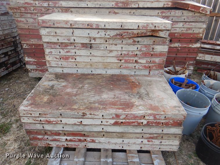 image for item IB9518 Approximately 309 Symons concrete forms