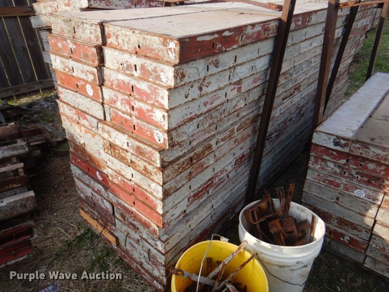 image for item IB9518 Approximately 309 Symons concrete forms