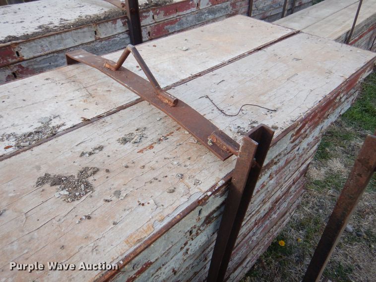 image for item IB9518 Approximately 309 Symons concrete forms