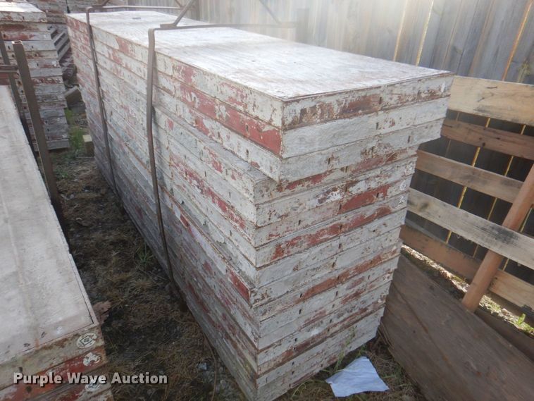 image for item IB9518 Approximately 309 Symons concrete forms