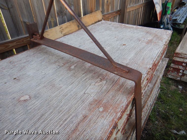 image for item IB9518 Approximately 309 Symons concrete forms