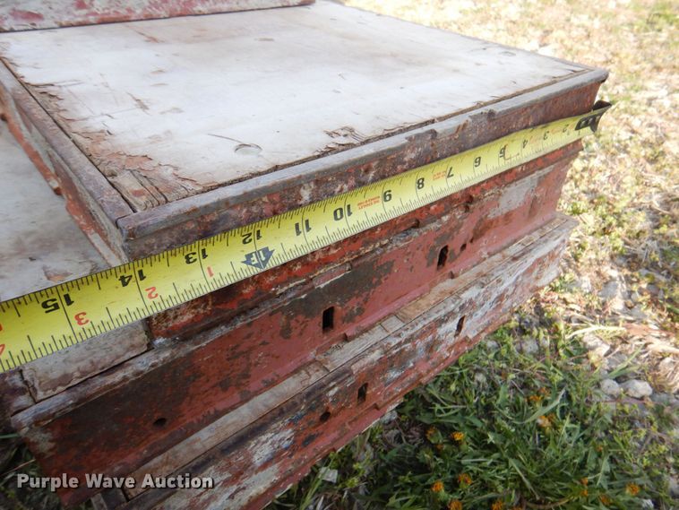 image for item IB9518 Approximately 309 Symons concrete forms