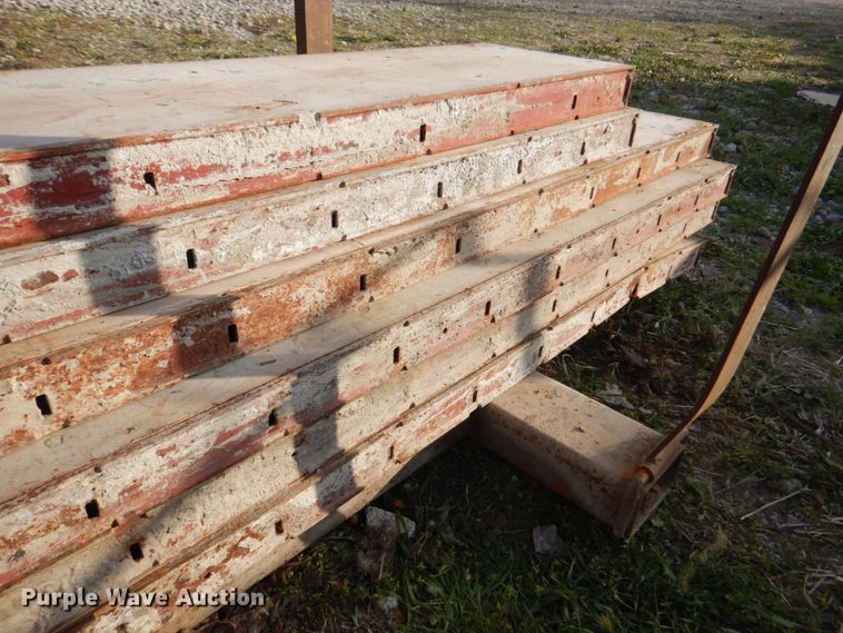 image for item IB9518 Approximately 309 Symons concrete forms