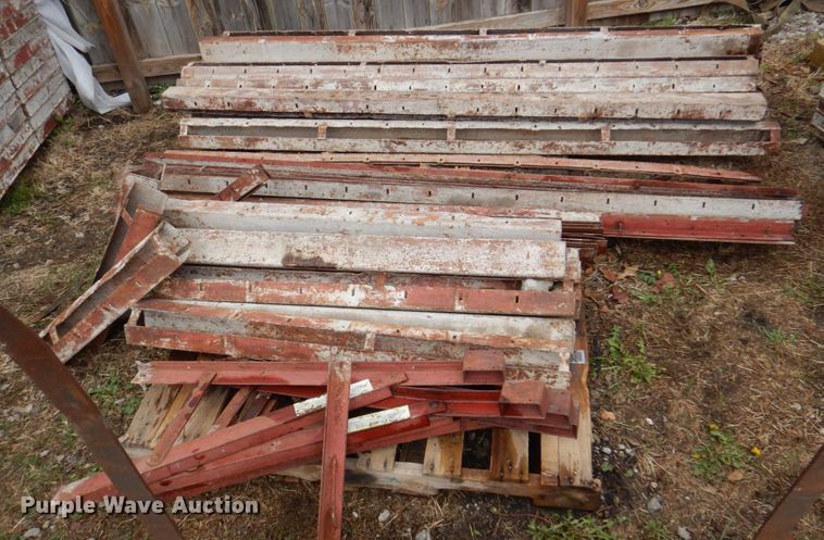 image for item IB9518 Approximately 309 Symons concrete forms