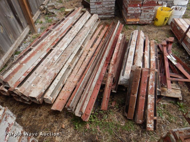 image for item IB9518 Approximately 309 Symons concrete forms