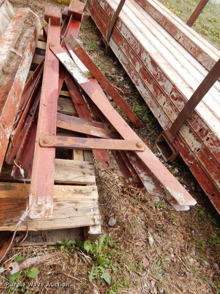 image for item IB9518 Approximately 309 Symons concrete forms