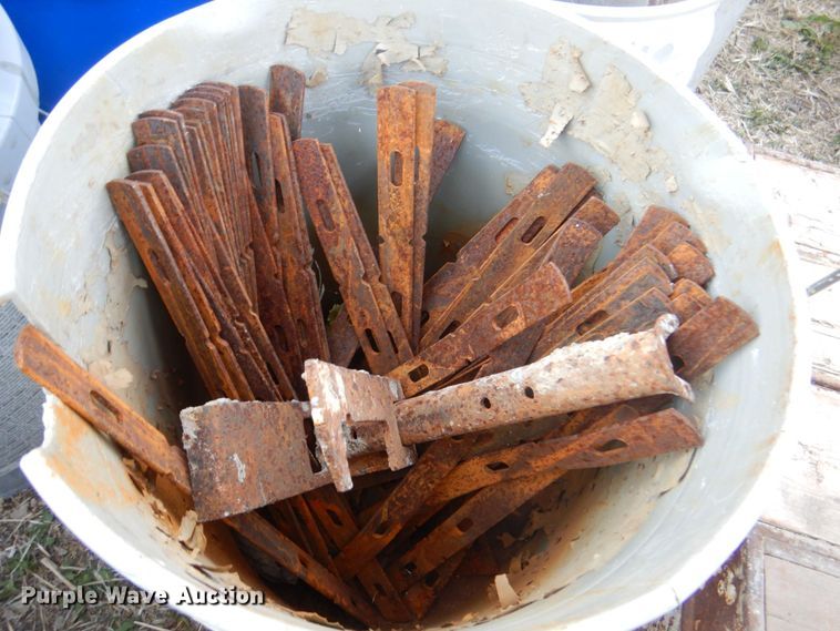 image for item IB9518 Approximately 309 Symons concrete forms