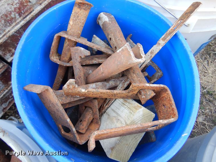 image for item IB9518 Approximately 309 Symons concrete forms