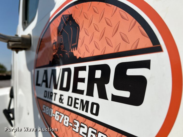 image for item IG9418 2009 Mack 600  dump truck