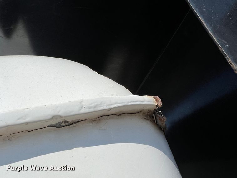 image for item IG9418 2009 Mack 600  dump truck