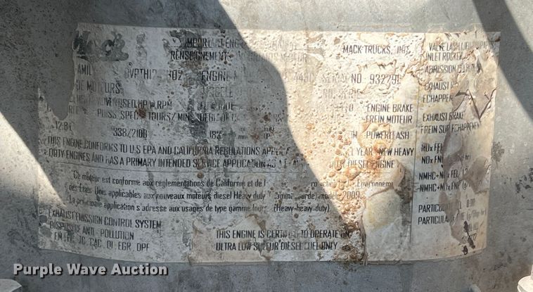 image for item IG9418 2009 Mack 600  dump truck