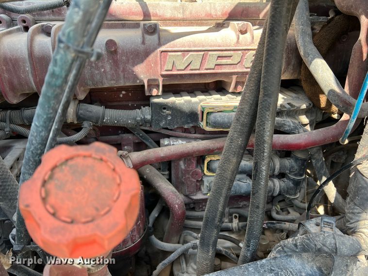 image for item IG9418 2009 Mack 600  dump truck