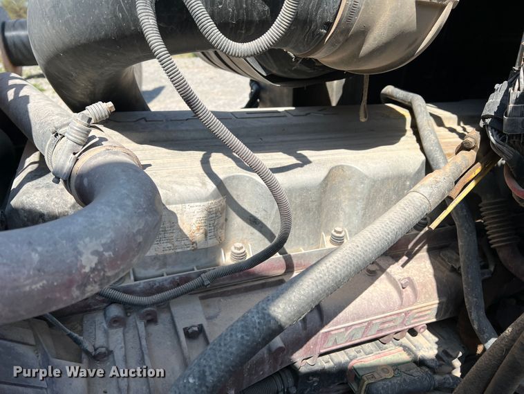 image for item IG9418 2009 Mack 600  dump truck