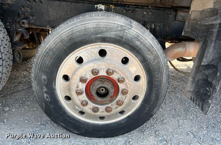 image for item IG9418 2009 Mack 600  dump truck