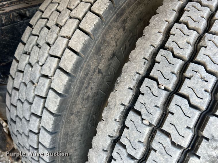 image for item IG9418 2009 Mack 600  dump truck