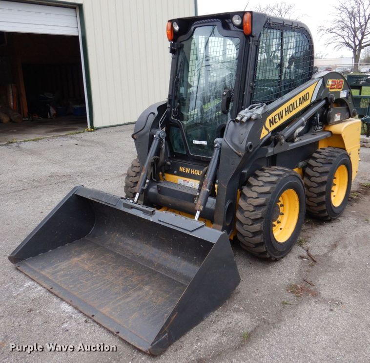 image for item IM9965 2011 New Holland L218  skid steer loader