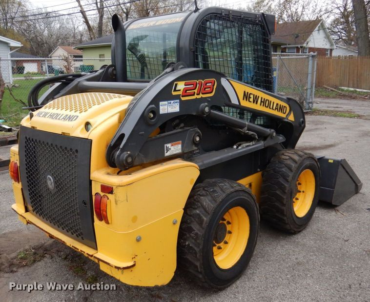 image for item IM9965 2011 New Holland L218  skid steer loader