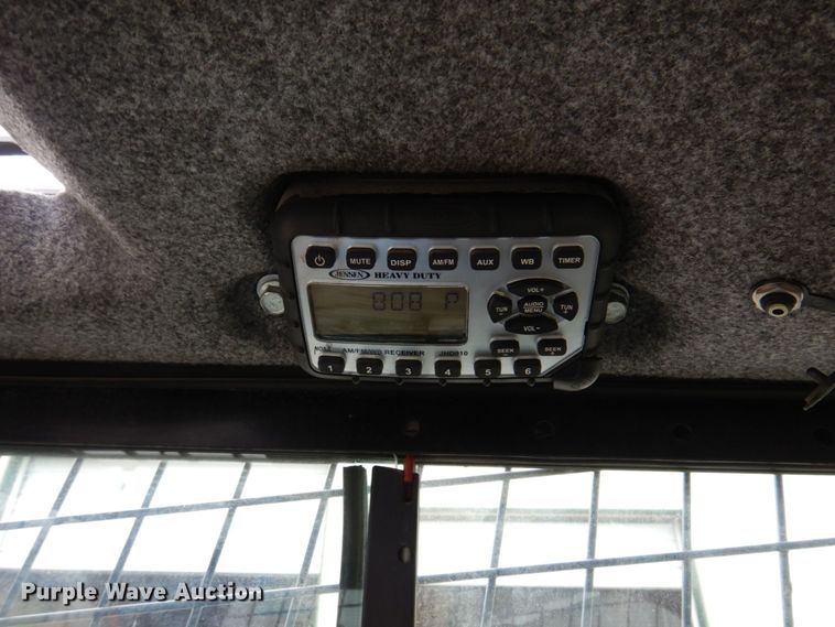 image for item IM9965 2011 New Holland L218  skid steer loader