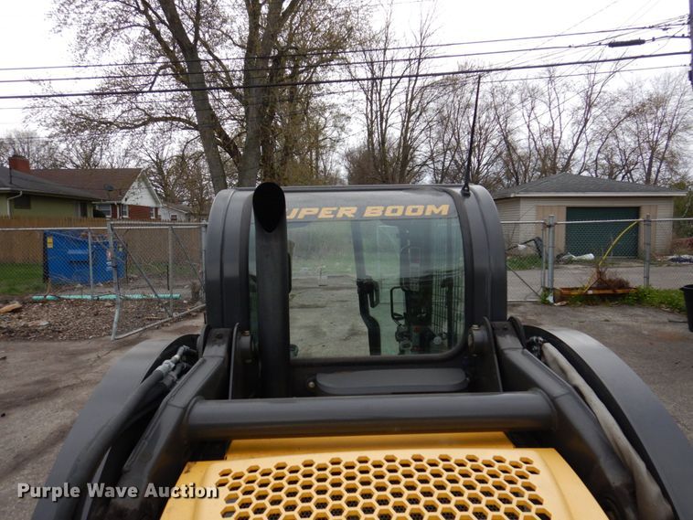 image for item IM9965 2011 New Holland L218  skid steer loader