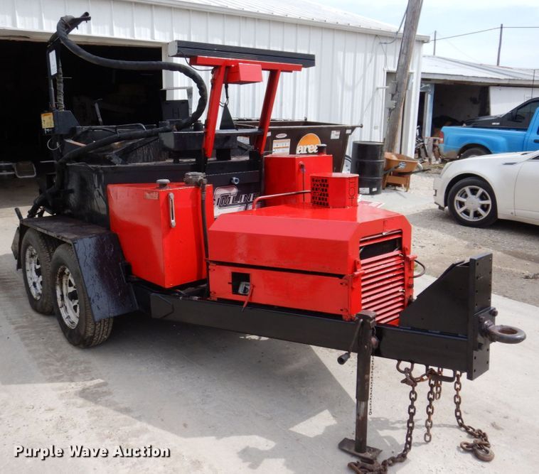 image for item IM9975 2001 Cimline 230D  melter applicator