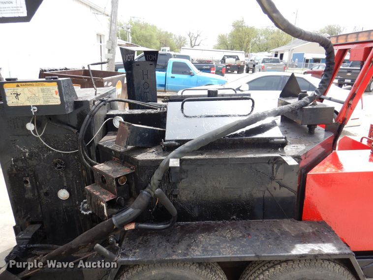 image for item IM9975 2001 Cimline 230D  melter applicator