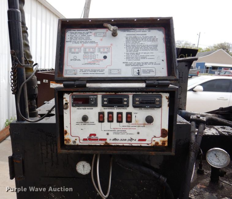 image for item IM9975 2001 Cimline 230D  melter applicator