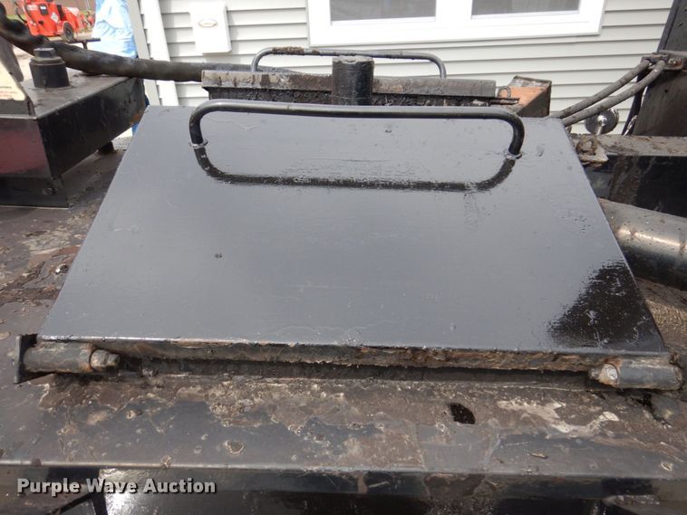 image for item IM9975 2001 Cimline 230D  melter applicator