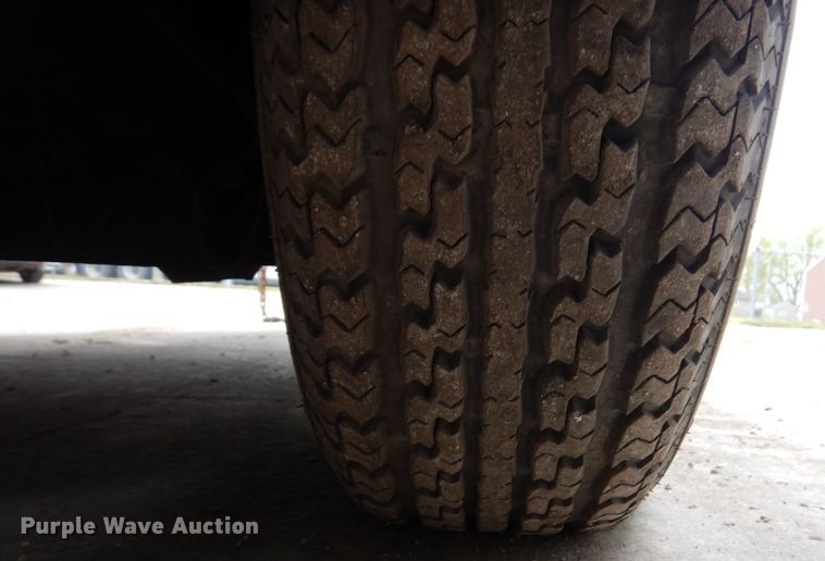 image for item IM9975 2001 Cimline 230D  melter applicator