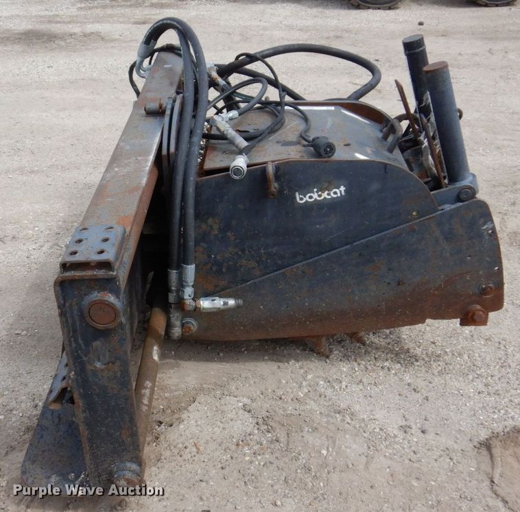 image for item IM9976 Bobcat 18" W skid steer cold planer