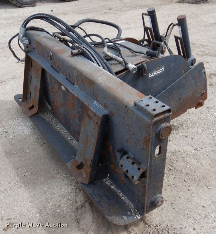 image for item IM9976 Bobcat 18" W skid steer cold planer