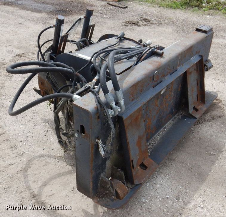 image for item IM9976 Bobcat 18" W skid steer cold planer