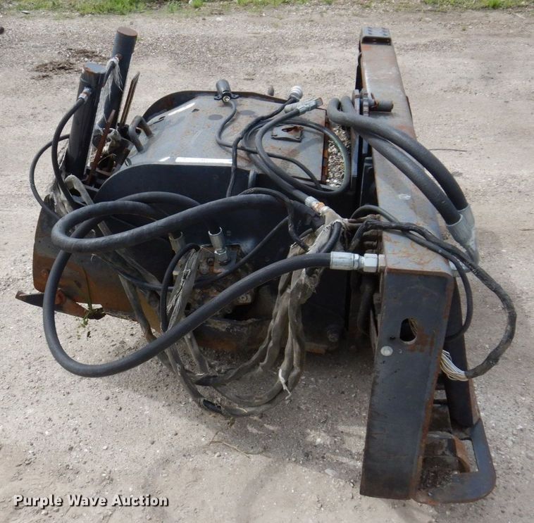 image for item IM9976 Bobcat 18" W skid steer cold planer