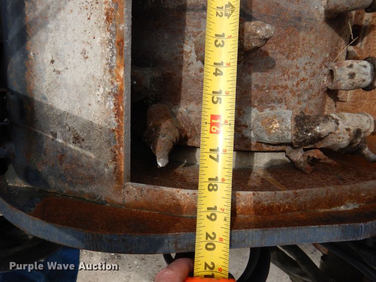 image for item IM9976 Bobcat 18" W skid steer cold planer