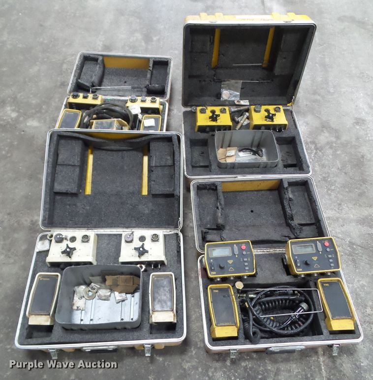 image for item IQ9757 Topcon  grade controls