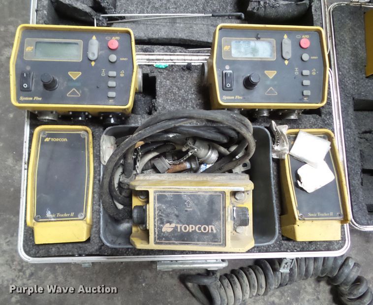 image for item IQ9757 Topcon  grade controls