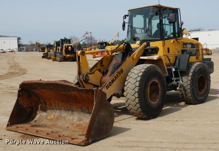 image for item IU9823 2010 Komatsu WA250-6  wheel loader