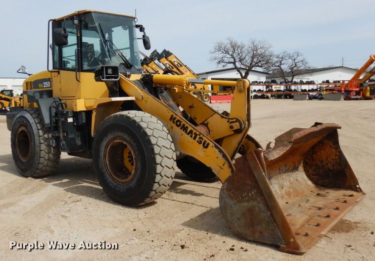 image for item IU9823 2010 Komatsu WA250-6  wheel loader
