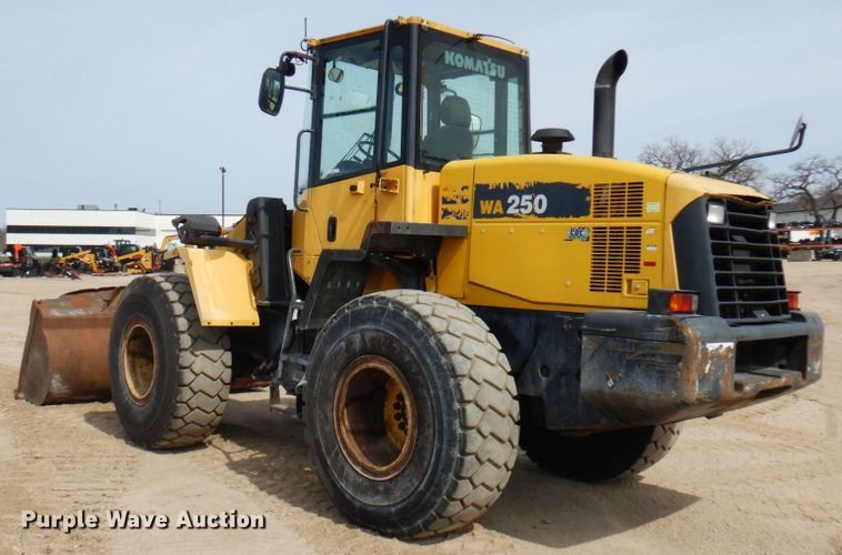 image for item IU9823 2010 Komatsu WA250-6  wheel loader