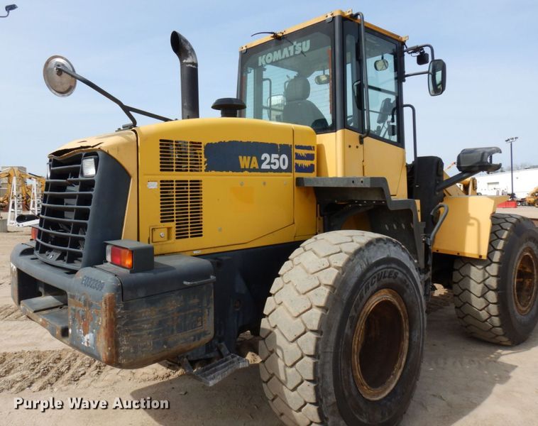 image for item IU9823 2010 Komatsu WA250-6  wheel loader