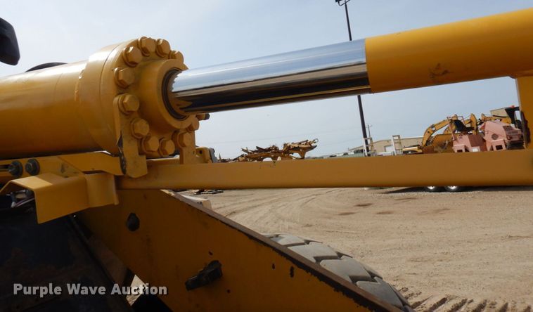 image for item IU9823 2010 Komatsu WA250-6  wheel loader