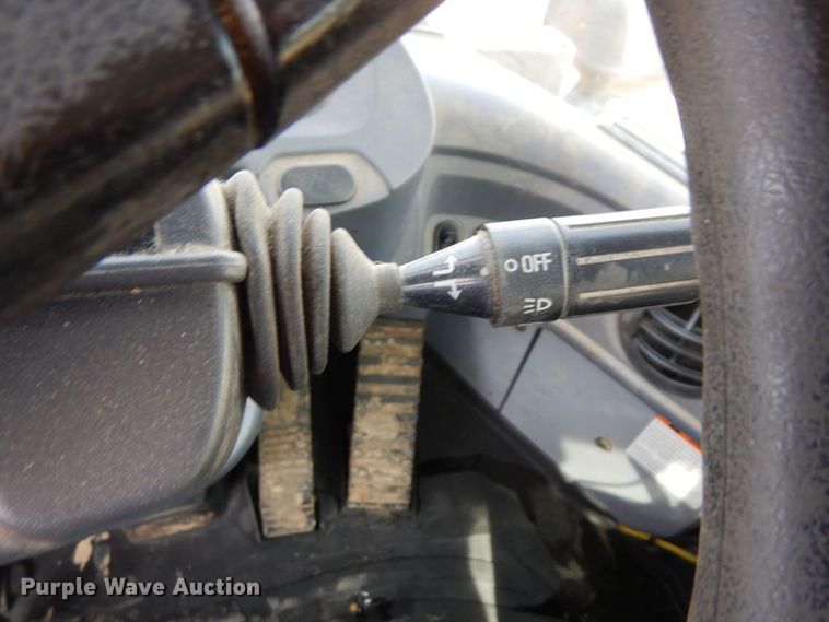 image for item IU9823 2010 Komatsu WA250-6  wheel loader