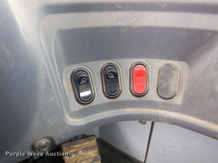 image for item IU9823 2010 Komatsu WA250-6  wheel loader