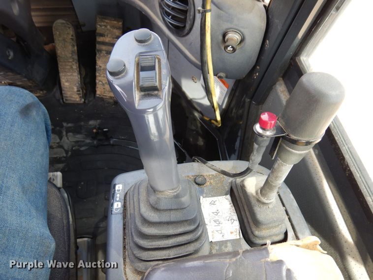 image for item IU9823 2010 Komatsu WA250-6  wheel loader