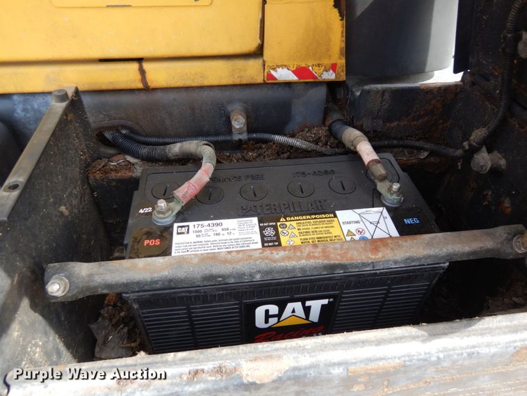 image for item IU9823 2010 Komatsu WA250-6  wheel loader