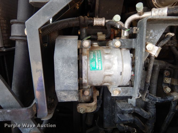 image for item IU9823 2010 Komatsu WA250-6  wheel loader