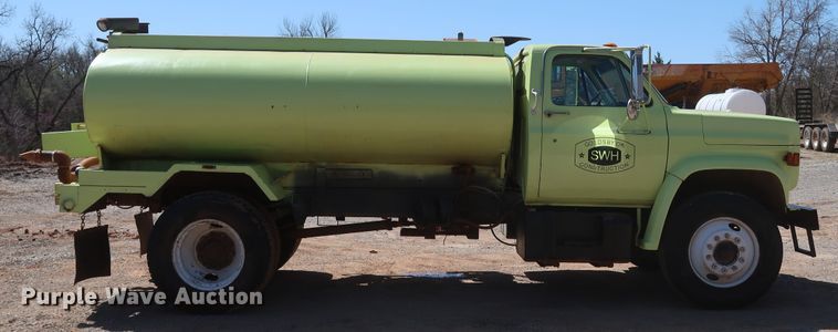 image for item IY9162 1980 Chevrolet C70 Custom Deluxe  water truck