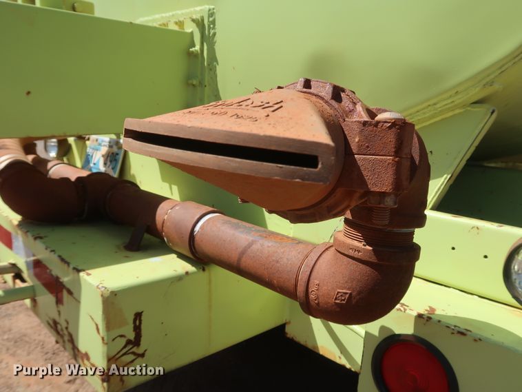 image for item IY9162 1980 Chevrolet C70 Custom Deluxe  water truck